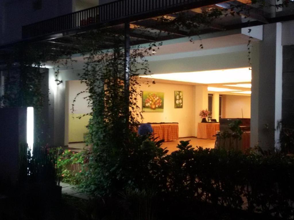 Casa Monte Rosa Puncak Exterior foto
